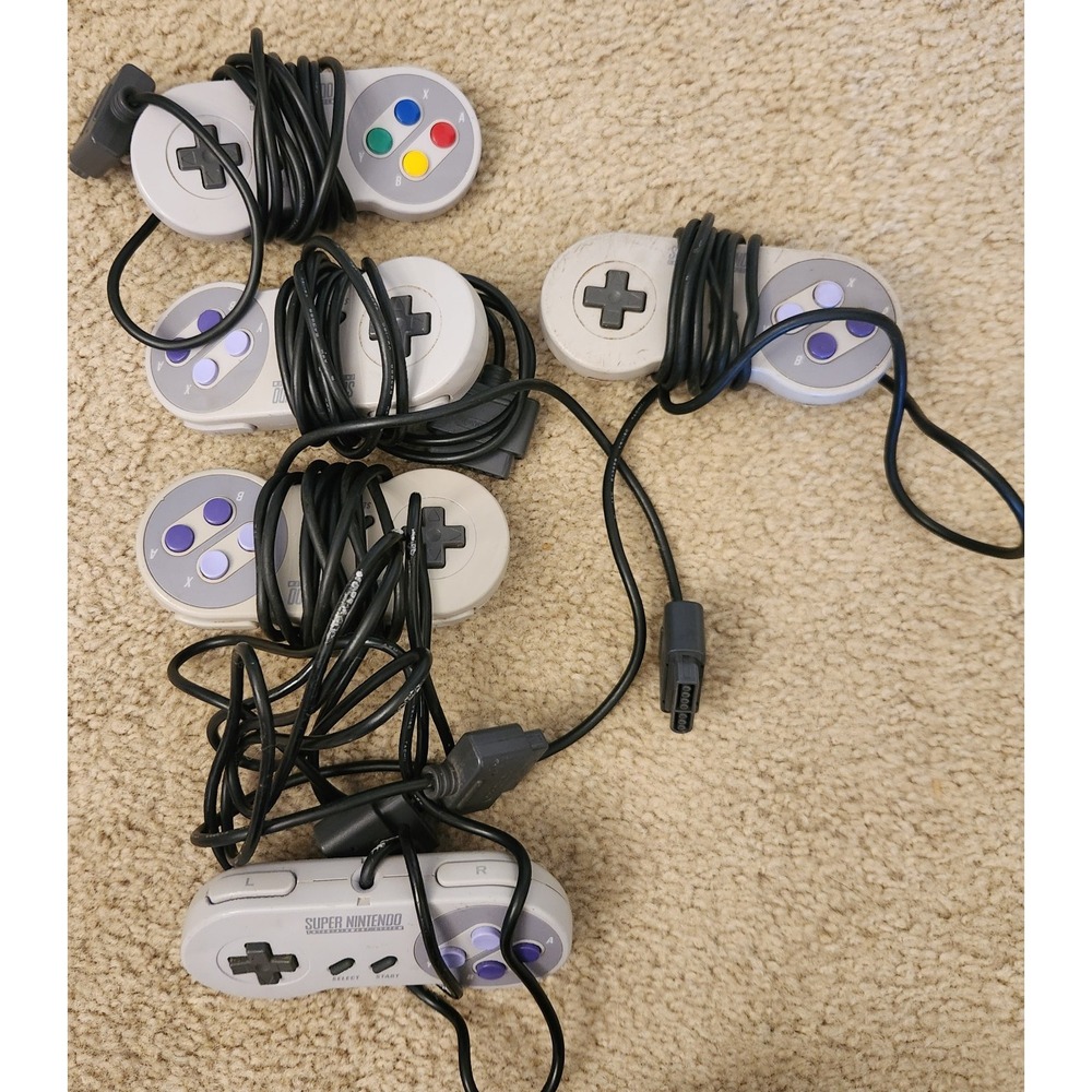 Lot Of 5 SNES Controllers NOT WORKING PARTS ONLY